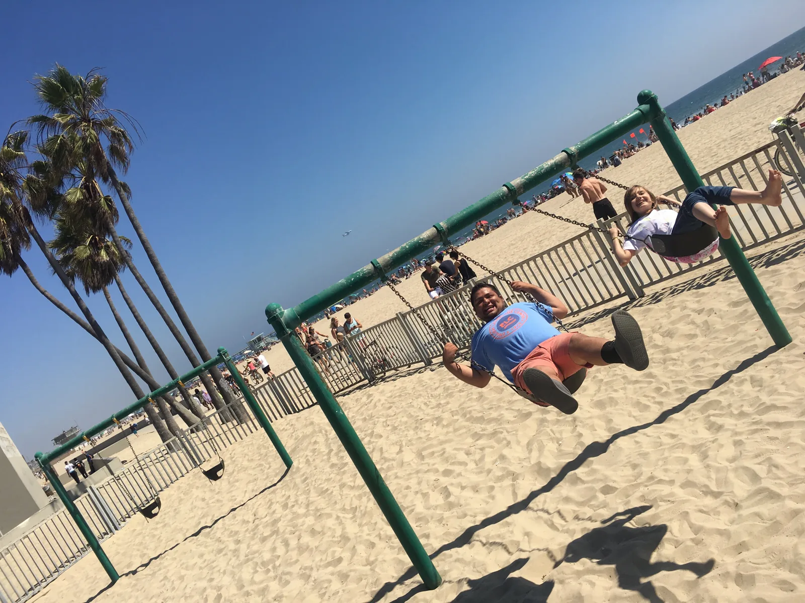 ELC students at Venice Beach in Los Angeles